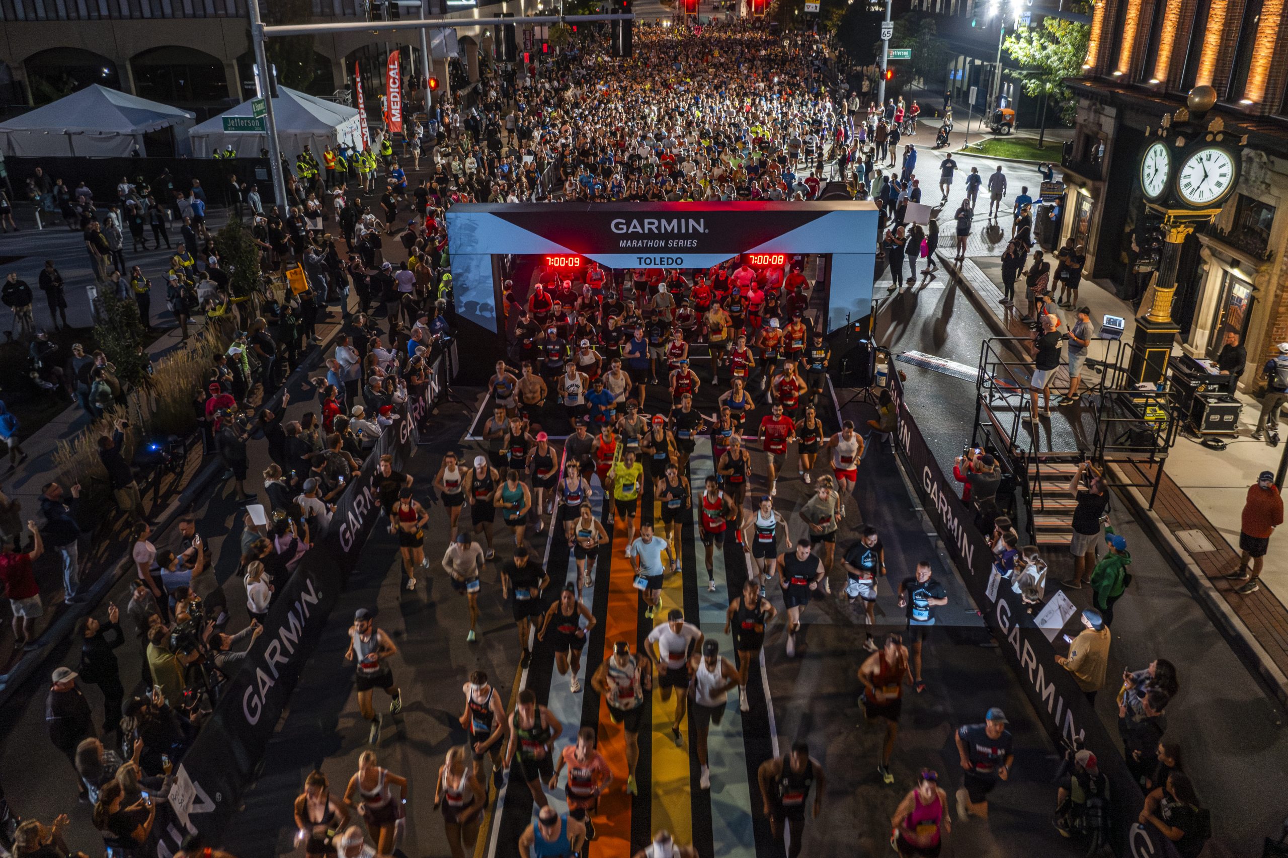 Garmin Toledo Marathon Finish Line Crowd